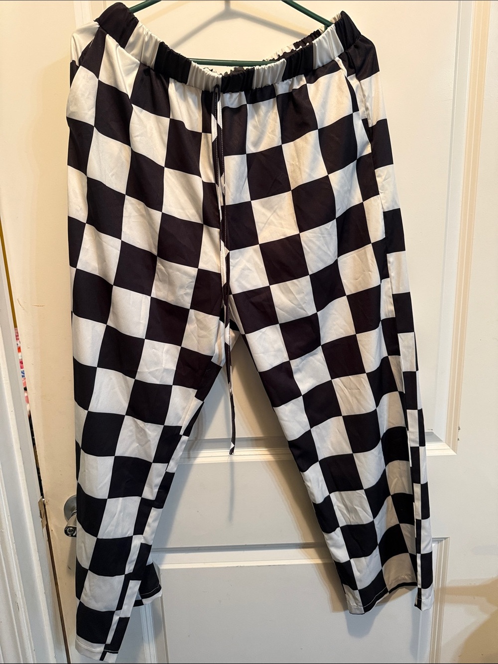 Women’s Casual Black and White Checkered Print Pants